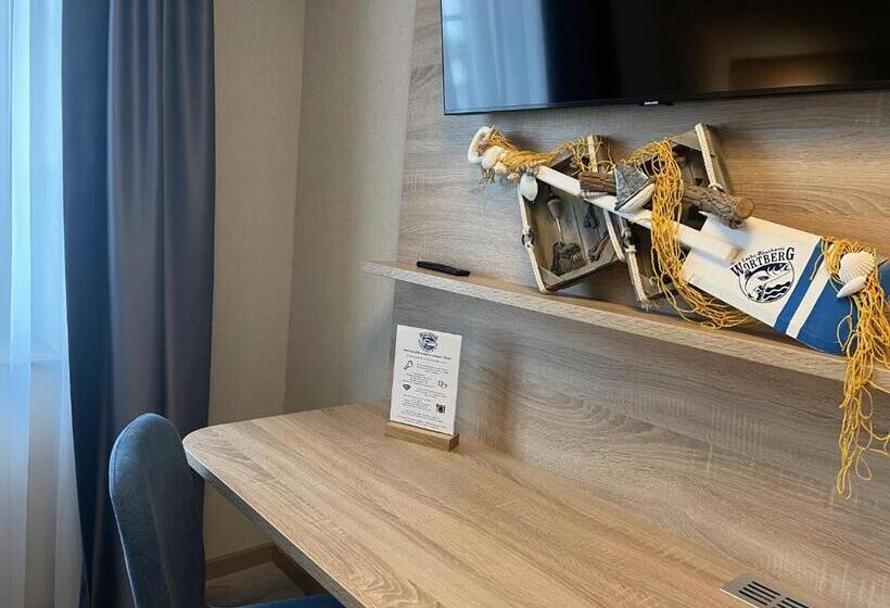 Номер Deluxe, Aal Kate