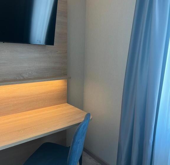 Номер Deluxe, Aal Kate