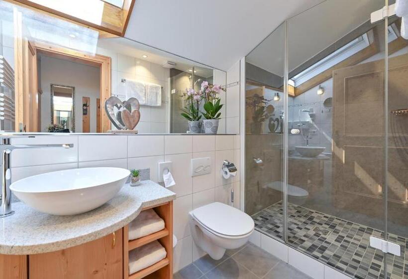 Romantic Room, Alpenstuben