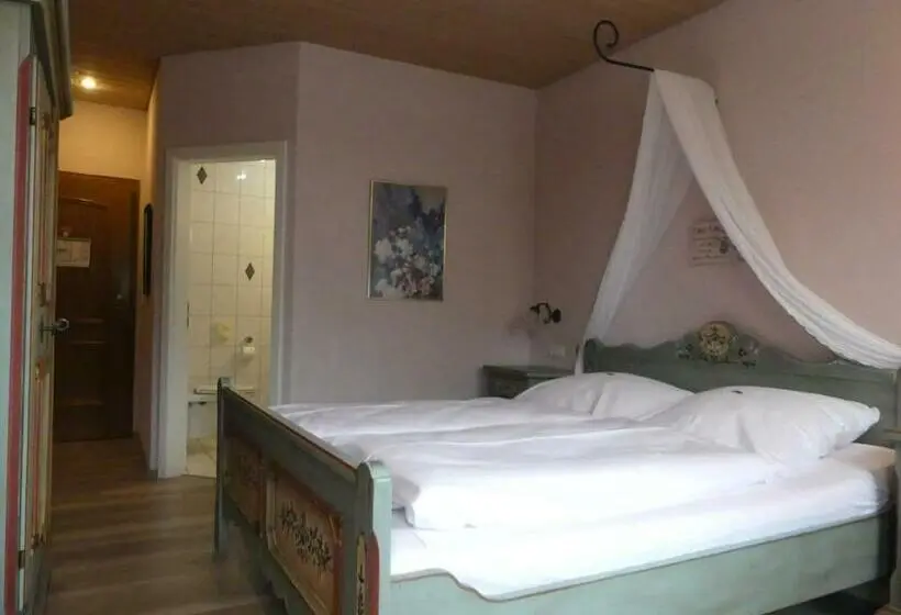 Classic-huone, Bayerischer Hof