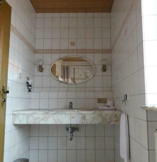 غرفة قياسية, Bayerischer Hof