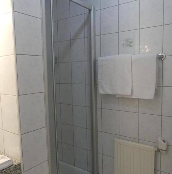 غرفة كلاسيكية, Bayerischer Hof