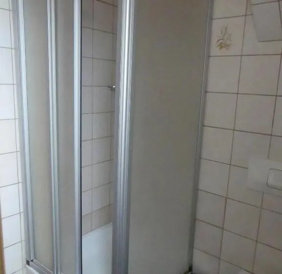 Economy-huone, Bayerischer Hof