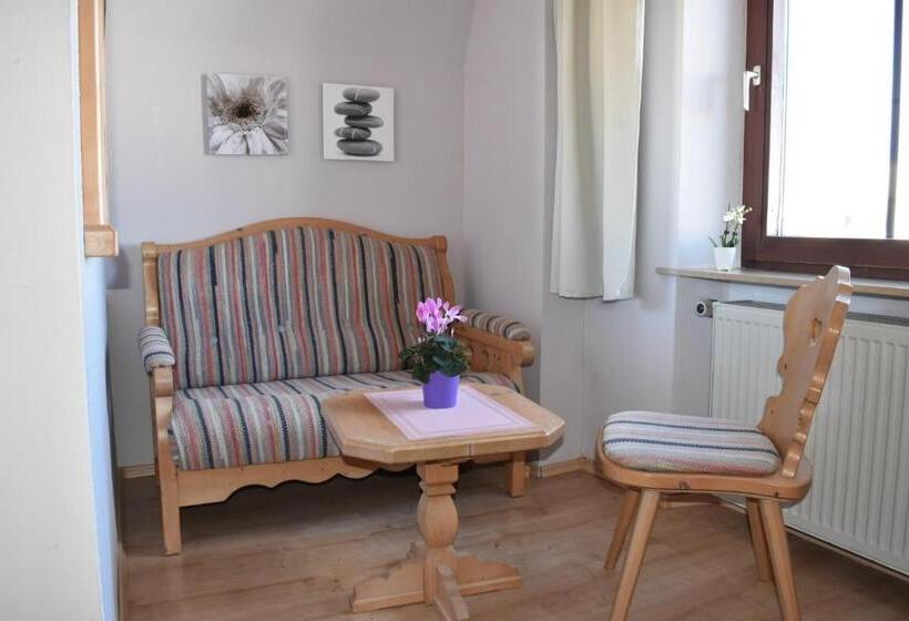 غرفة إقتصادية, Bayerischer Hof