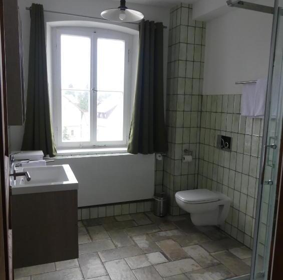 غرفة سوبيريور, Bayerischer Hof