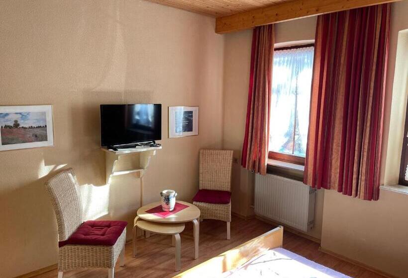 Номер Стандарт, Bayerischer Hof