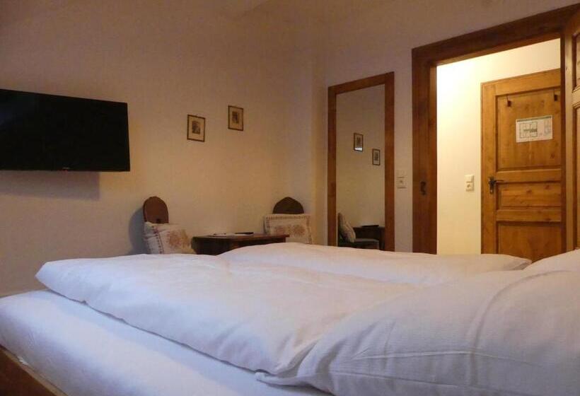Номер Стандарт, Bayerischer Hof