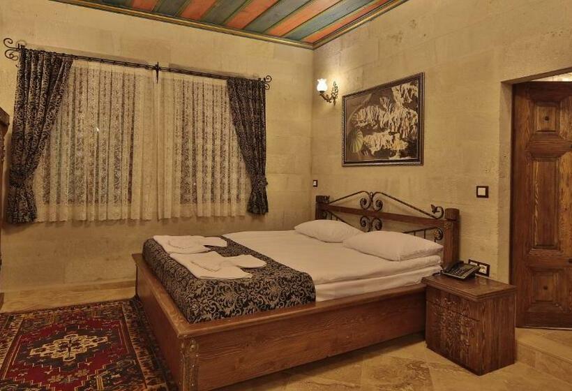 スタンダードトリプルルーム, Cappadocia Cave Land