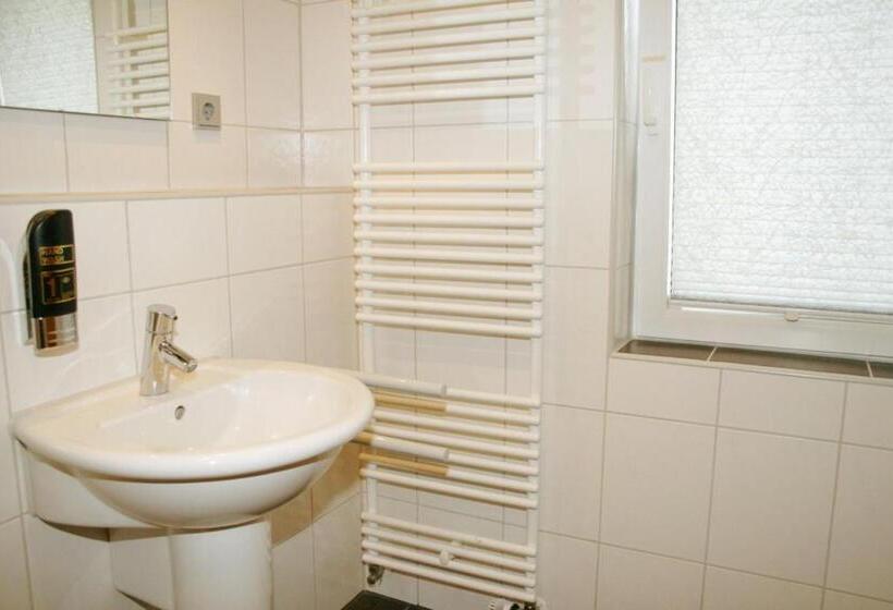 غرفة قياسية سرير بطابقين, Dein