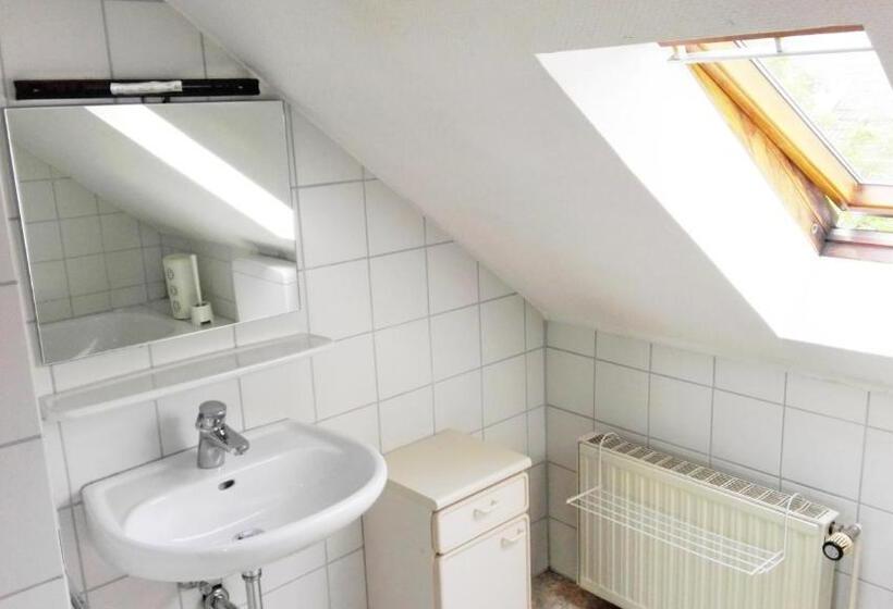 ファミリーステューディオ, Gelder Dyck