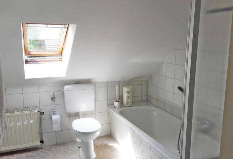 ファミリーステューディオ, Gelder Dyck