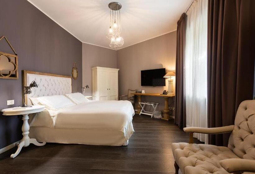 Номер Superior, Like Home Boutique