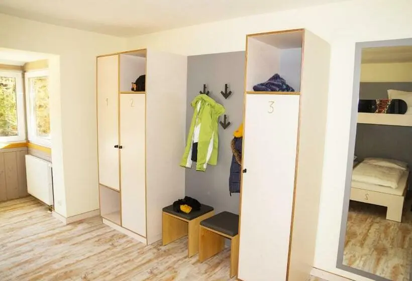 Cameră Triplă Standard, Oberstdorf Hostel
