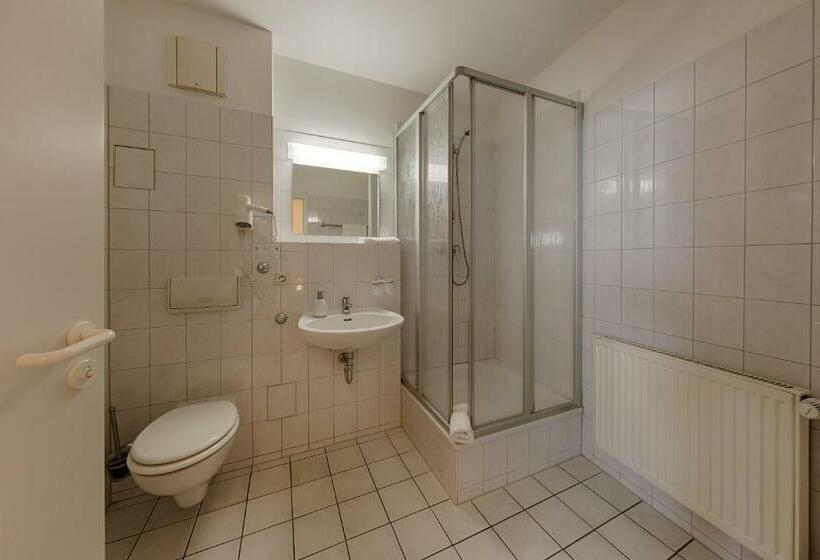 Номер Стандарт, Pension Lender