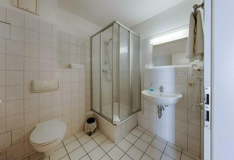 Номер Стандарт, Pension Lender