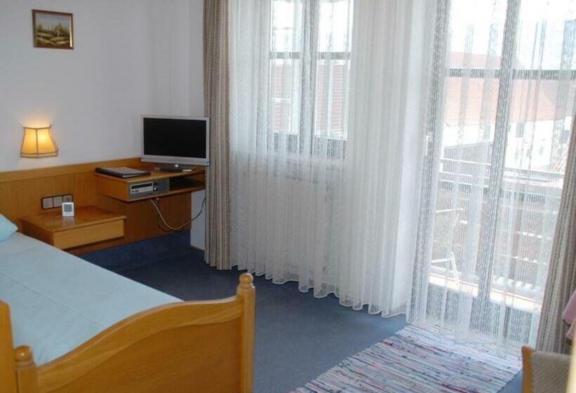 Номер Стандарт Индивидуальный, Zum Bräu Toni