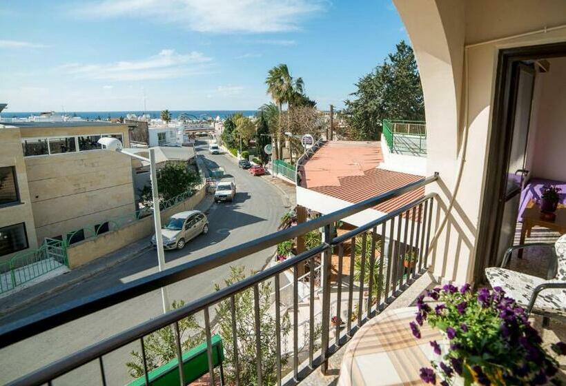 침실 1개 아파트, Myriama Apartments