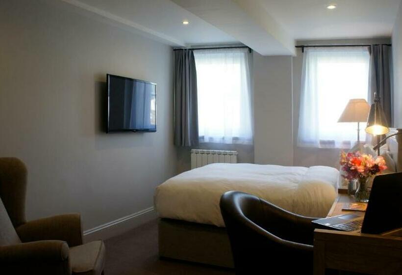 اتاق کلاسیک, Abergavenny