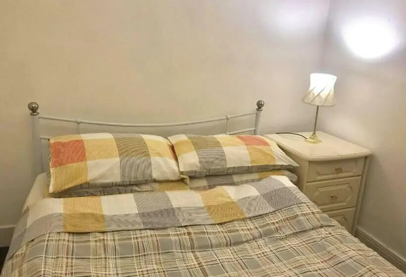 Economy-huone, Merchant House