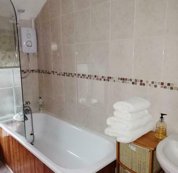 标准间, Rectory Farm