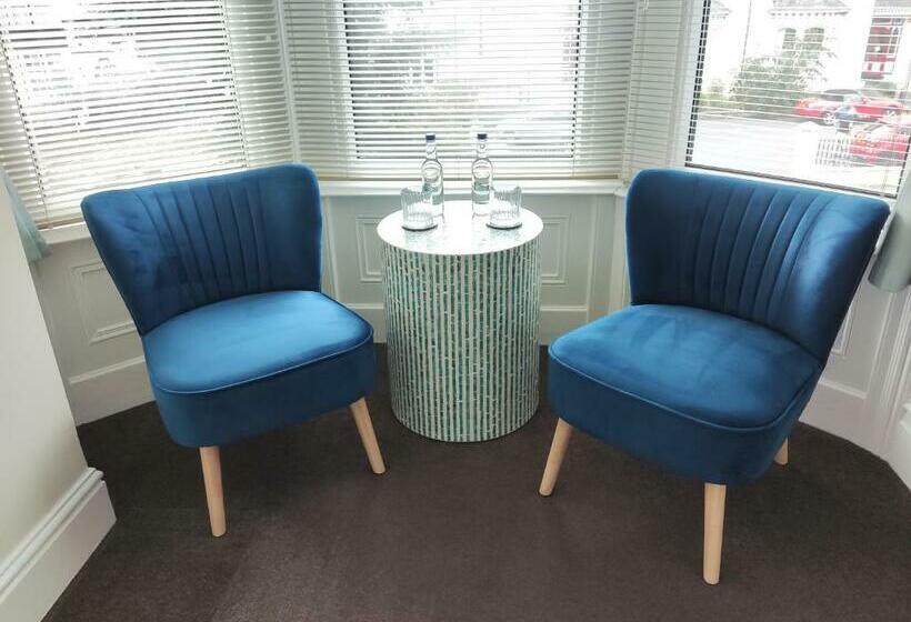 Семейный Номер Deluxe, The Rosedene