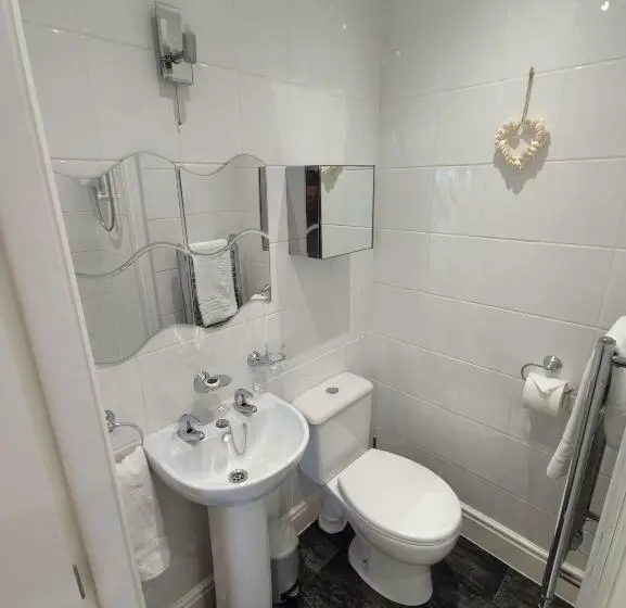 Deluxe Yhden Hengen Huone, The Rosedene