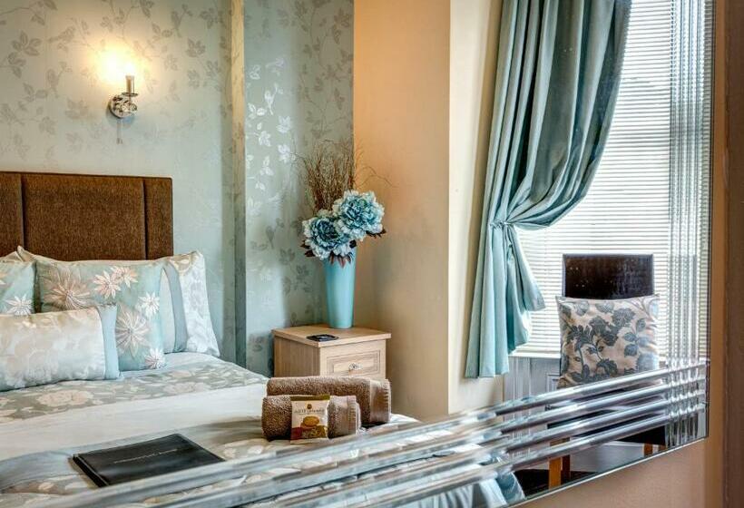 Семейный Номер Deluxe, The Rosedene