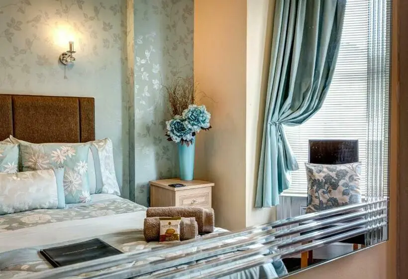 Deluxe-perhehuone, The Rosedene