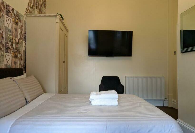 Номер Стандарт, The Rosedene