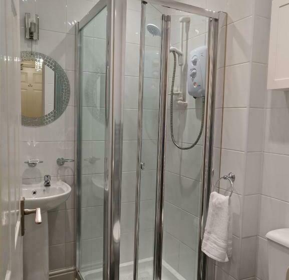 Номер Deluxe, The Rosedene