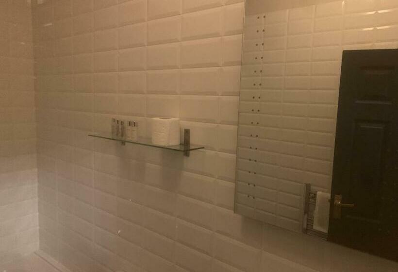 اتاق استاندارد, The Manners Pub With Rooms