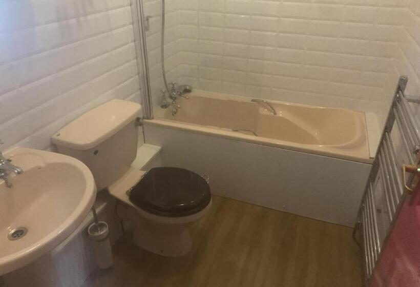 اتاق استاندارد, The Manners Pub With Rooms