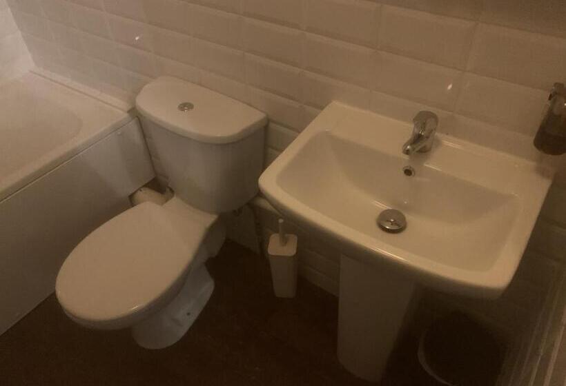 اتاق استاندارد, The Manners Pub With Rooms