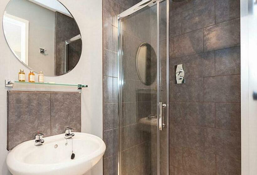 חדר סטנדרט, The Porterhouse