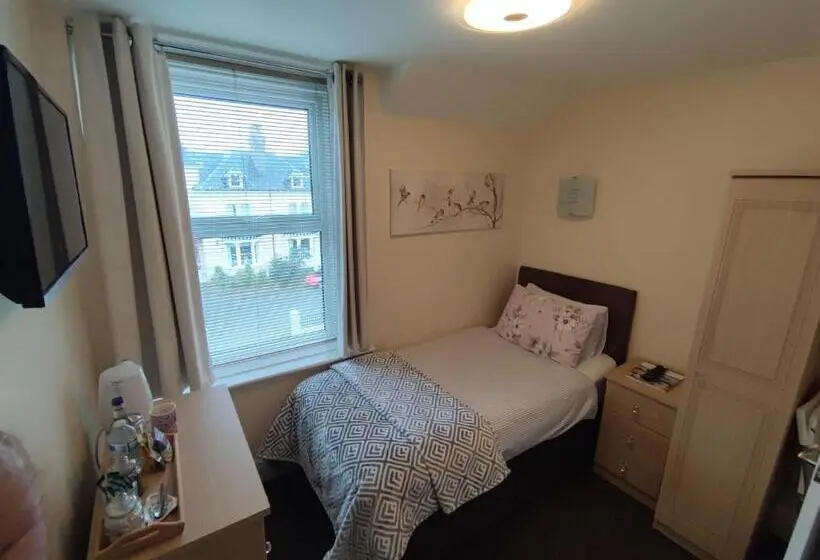 Deluxe Yhden Hengen Huone, The Rosedene