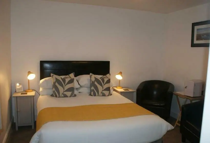 Standard-huone Pohjakerros, Tirah Guest House