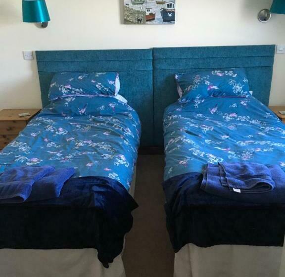 غرفة قياسية, Tregatherall Lodge