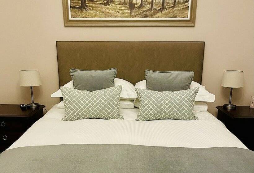 패밀리 룸 가든 전망, West Plean House