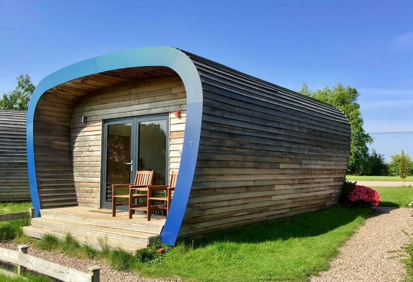 Capsule, Whitemoss Lodge