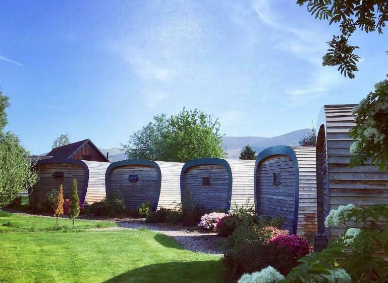 Capsule, Whitemoss Lodge