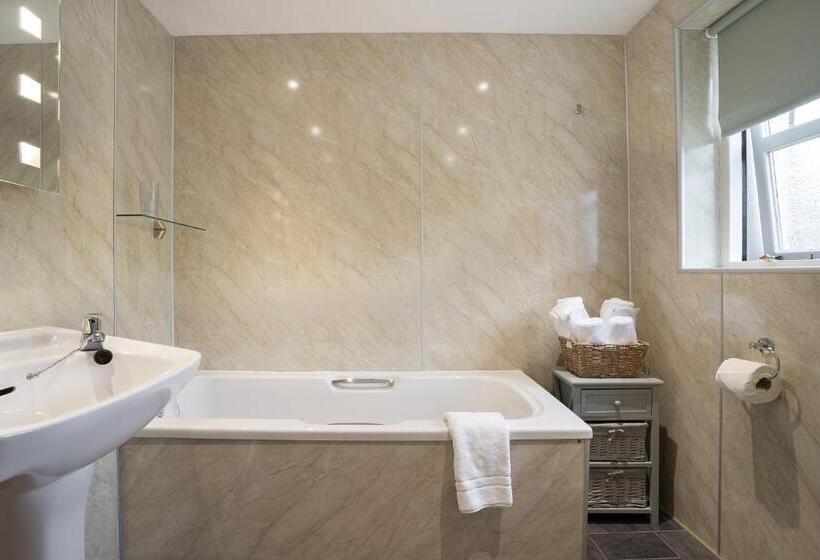 اتاق سوپریور با چشم‌انداز کوهستان, Brantholme Bed & Breakfast