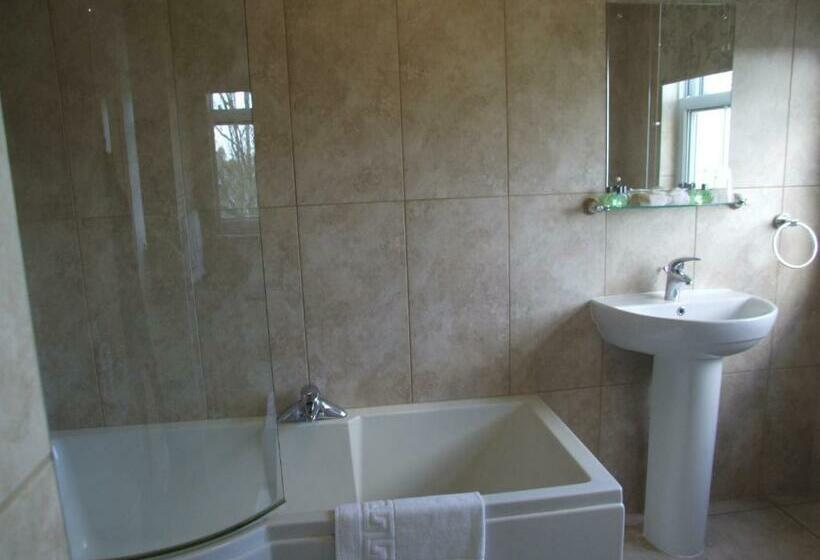 Deluxe Suite Sea View, Les Cotils