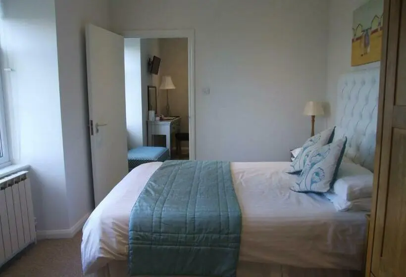 Deluxe Suite Sea View, Les Cotils