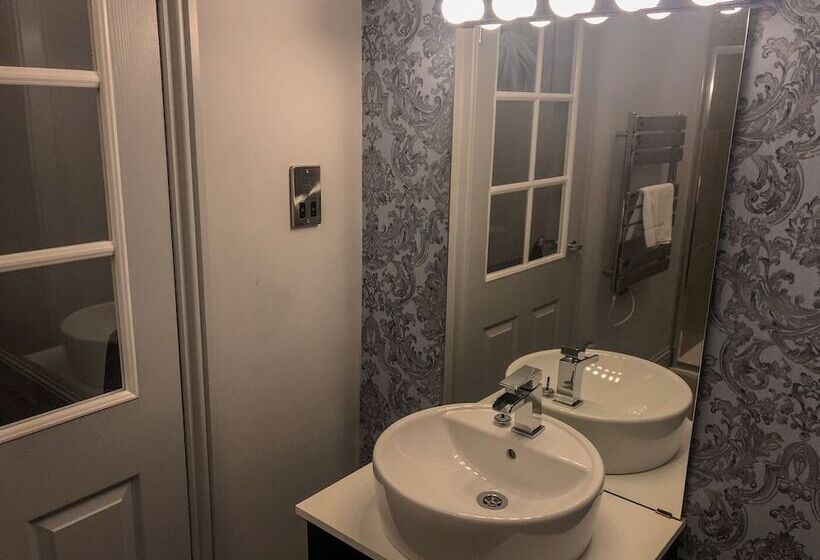 חדר סטנדרט, Mount Stewart