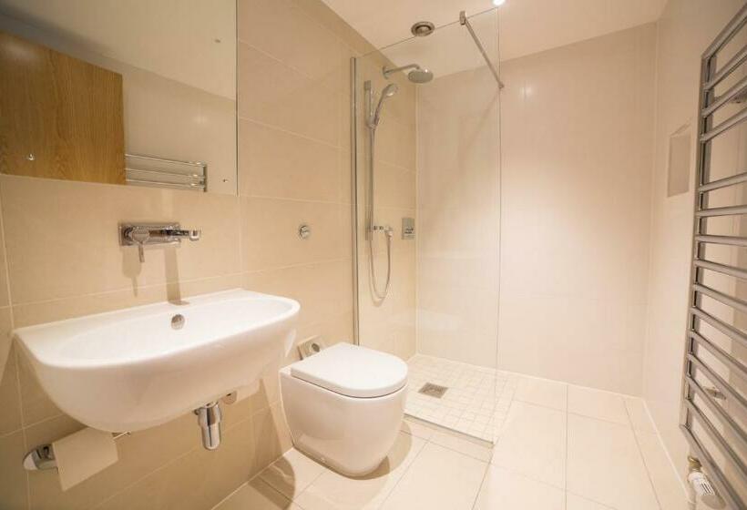 スタンダードルーム, Northgate House