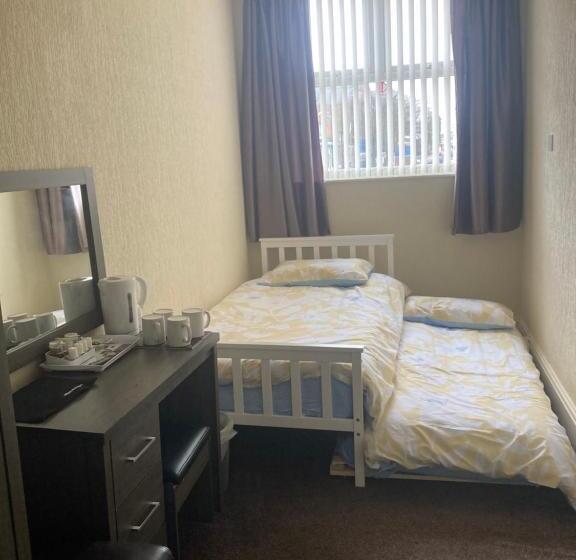 غرفة عائلية, Sweet Afton