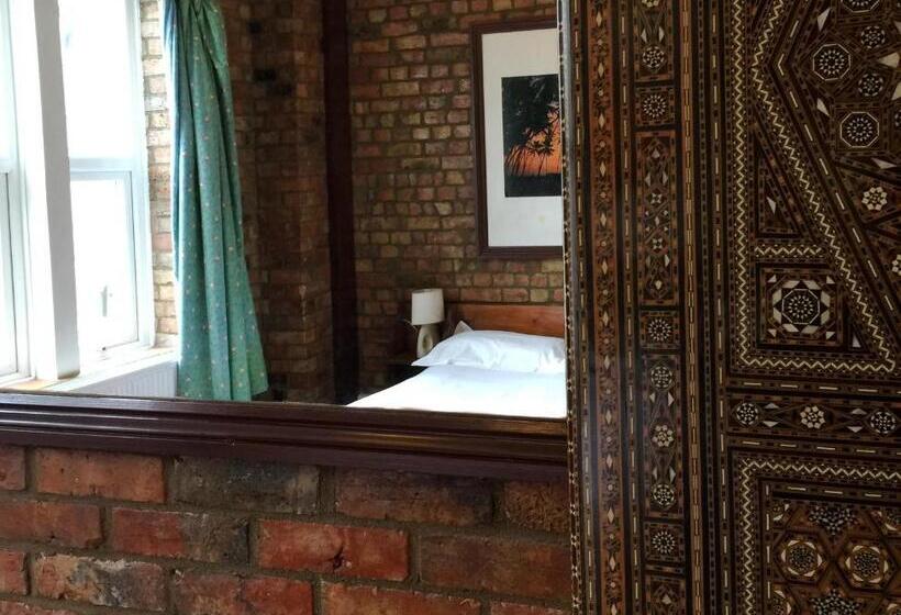 Standard room with outdoor bath, The Jericho