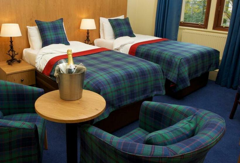 スタンダードルーム, The Pipers Tryst