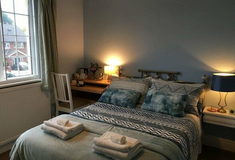 غرفة قياسية حمام مشترك, Leafy Suburban Bed And Breakfast