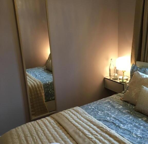 经济房, Leafy Suburban Bed And Breakfast